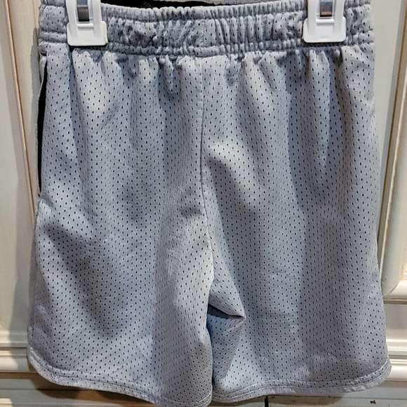 ATHLETIC Shorts Gray Sz XS 4/5 - Picture 2 of 3
